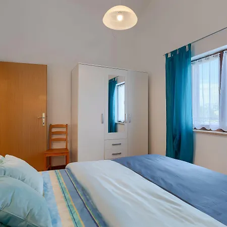 Komplett Umzaeuntes Mit Klima, Wlan