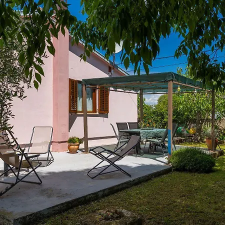 Komplett Umzaeuntes Mit Klima, Wlan